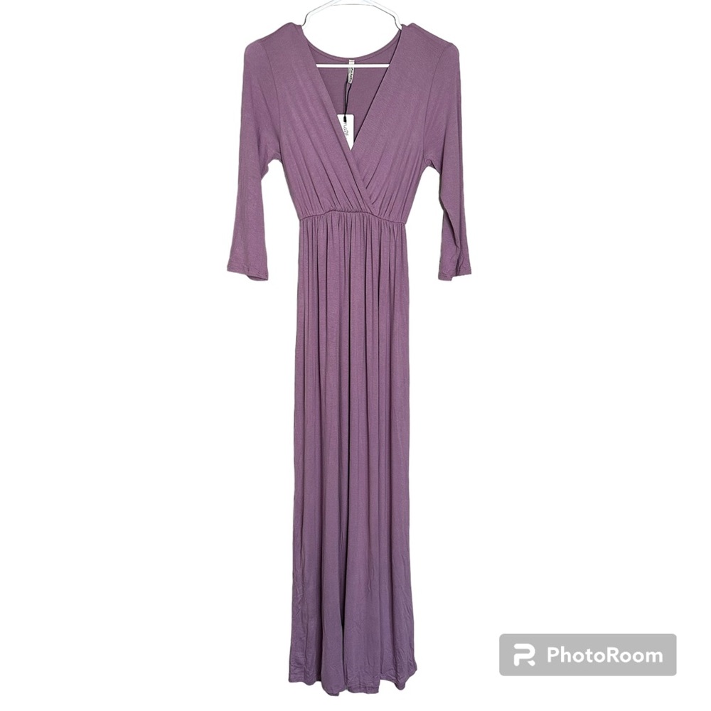 Motherbee Maternity V-Neck 3/4 Sleeve Dress